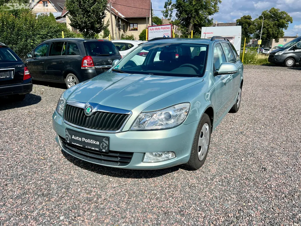 Škoda Octavia II 1.2 TSI 77 kW DSG PoServisu,Klima